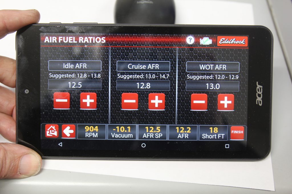edlebrock pro flo 4 fuel injection system display