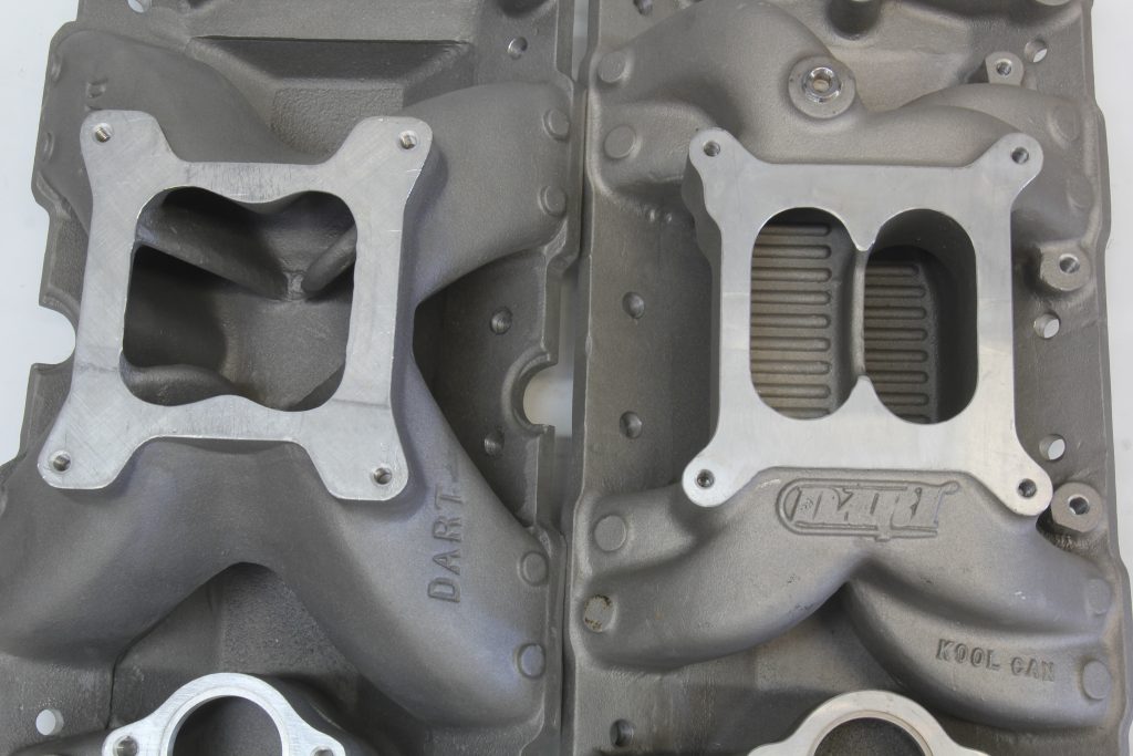 side by side comparison of a single plane versus a dual plane engine intake manifold