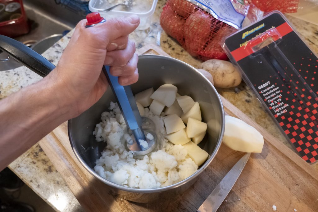 camshaft installation tool being used to make mashed potatoes