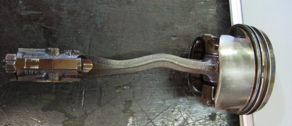 bent engine connecting rod from hydrolock damage
