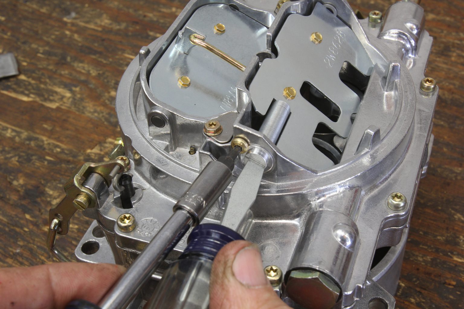 Ask Away! with Jeff Smith Adjustments for an Edelbrock AVS2 Carburetor