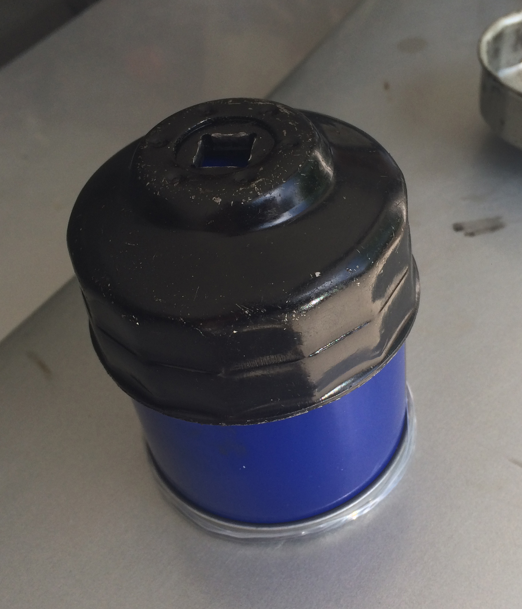 https://www.onallcylinders.com/wp-content/uploads/2021/06/10/Oil-Filter-Socket-on-Oil-Filter-Blue.jpg