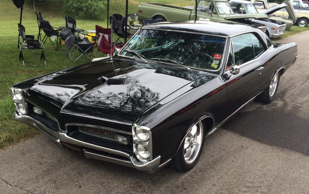 black 1967 pontiac gto