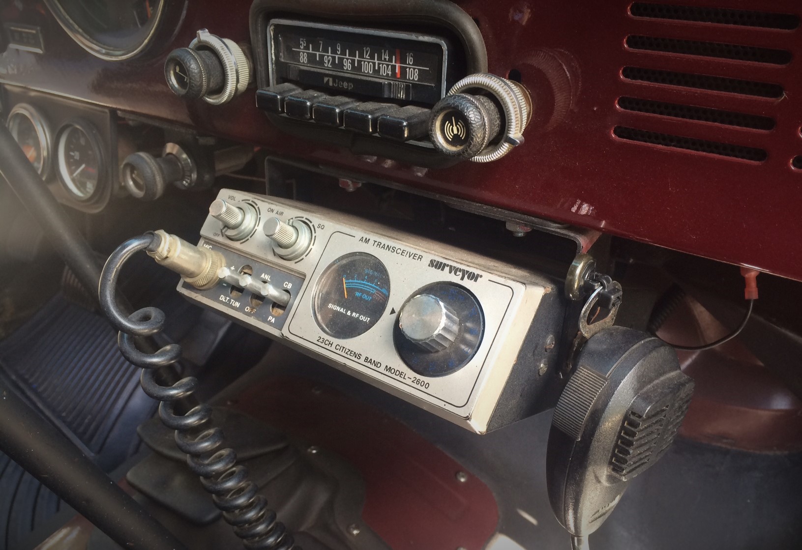 10-4 Good Buddy! Here are 5 Basic Mobile CB Radio Installation Tips