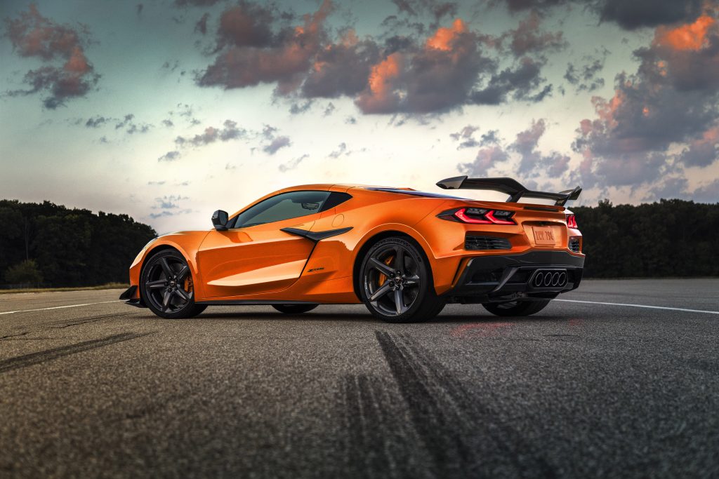 2023 Chevrolet Corvette Z06, orange rear