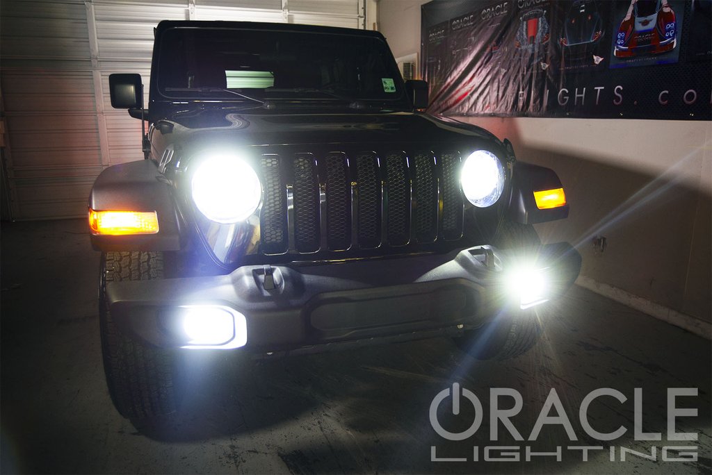 jeep wrangler with aftermarket oracle lighting upgrades