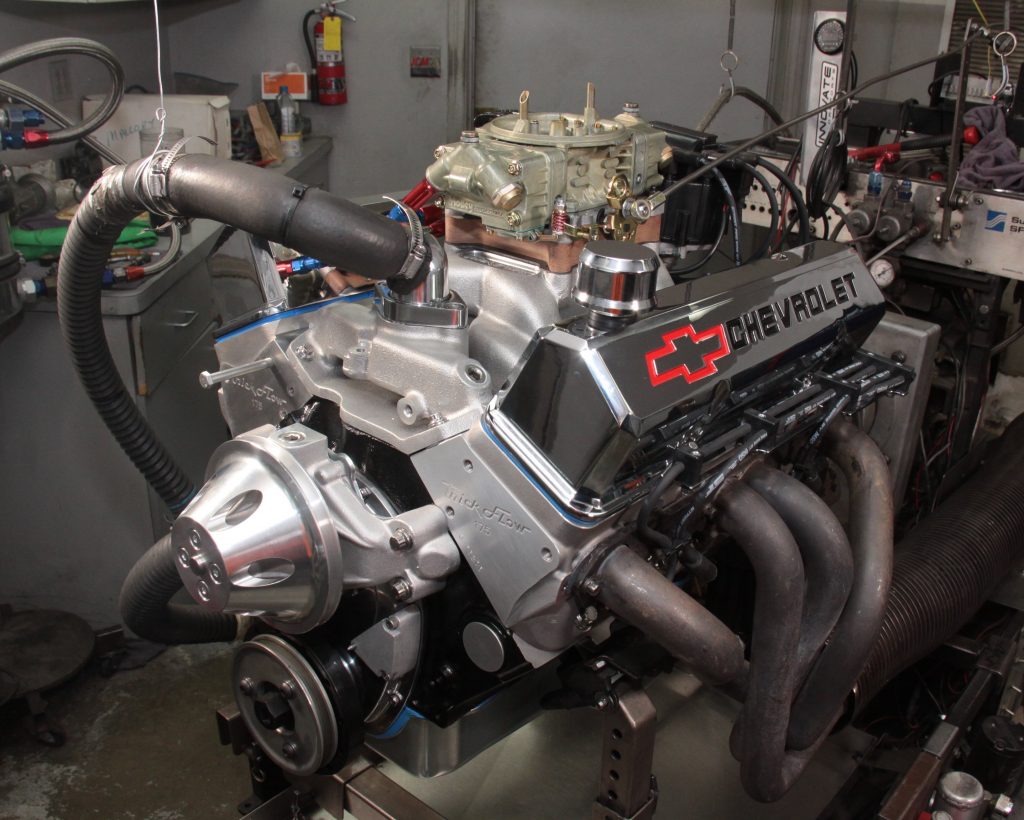 small block chevy 307 on engine dyno for performance testing