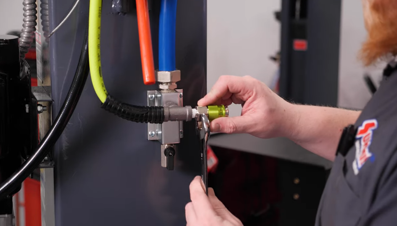 Video: How to Install Air Compressor Lines for Air Tools in Your