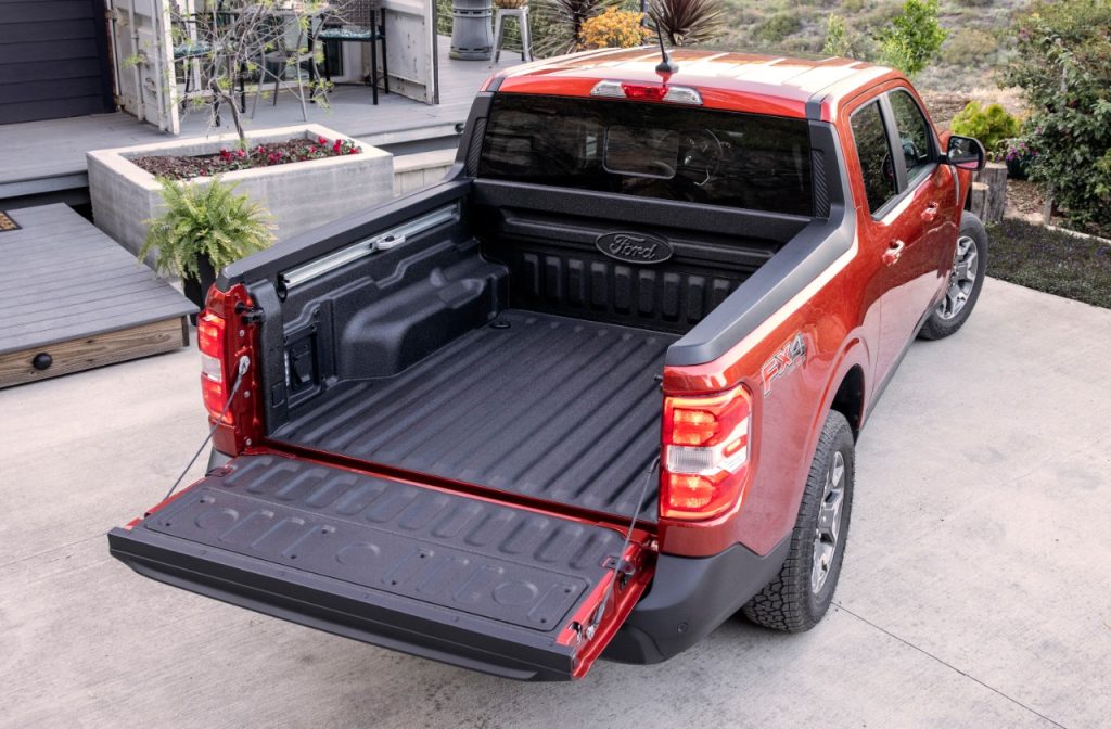 2022 ford maverick truck bed with open tailgate