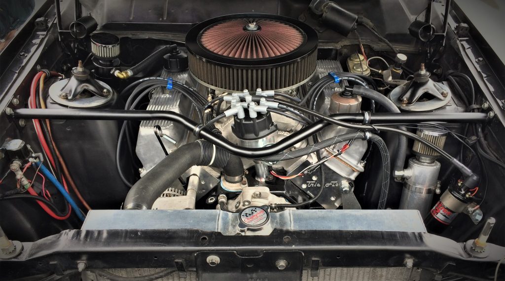 351c cleveland engine equipped with trick flow cylinder heads under the hood of a 1969 mercury cyclone spoiler 2 land speed record car