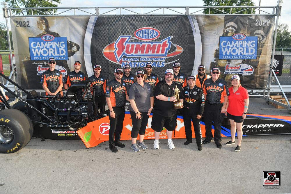 winners circle picture during Summit Racing Equipment NHRA Nationals 2022
