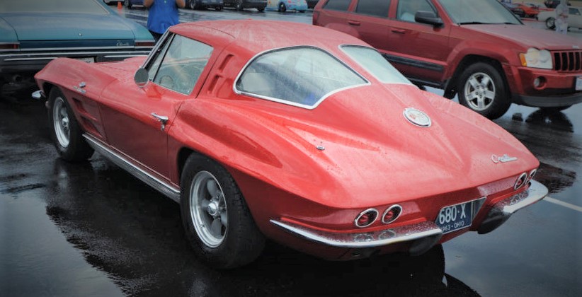 rear view of 1963 split window corvette sting ray