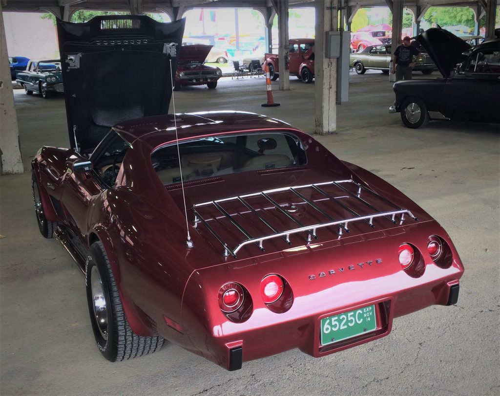 back rear shot of the luggage rack on a 1975 c3 corvette stingray