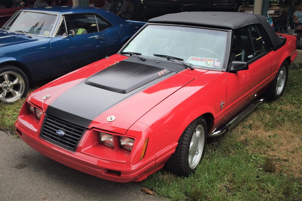 red ford msutang foxbody modified with a 351 ford Windsor engine