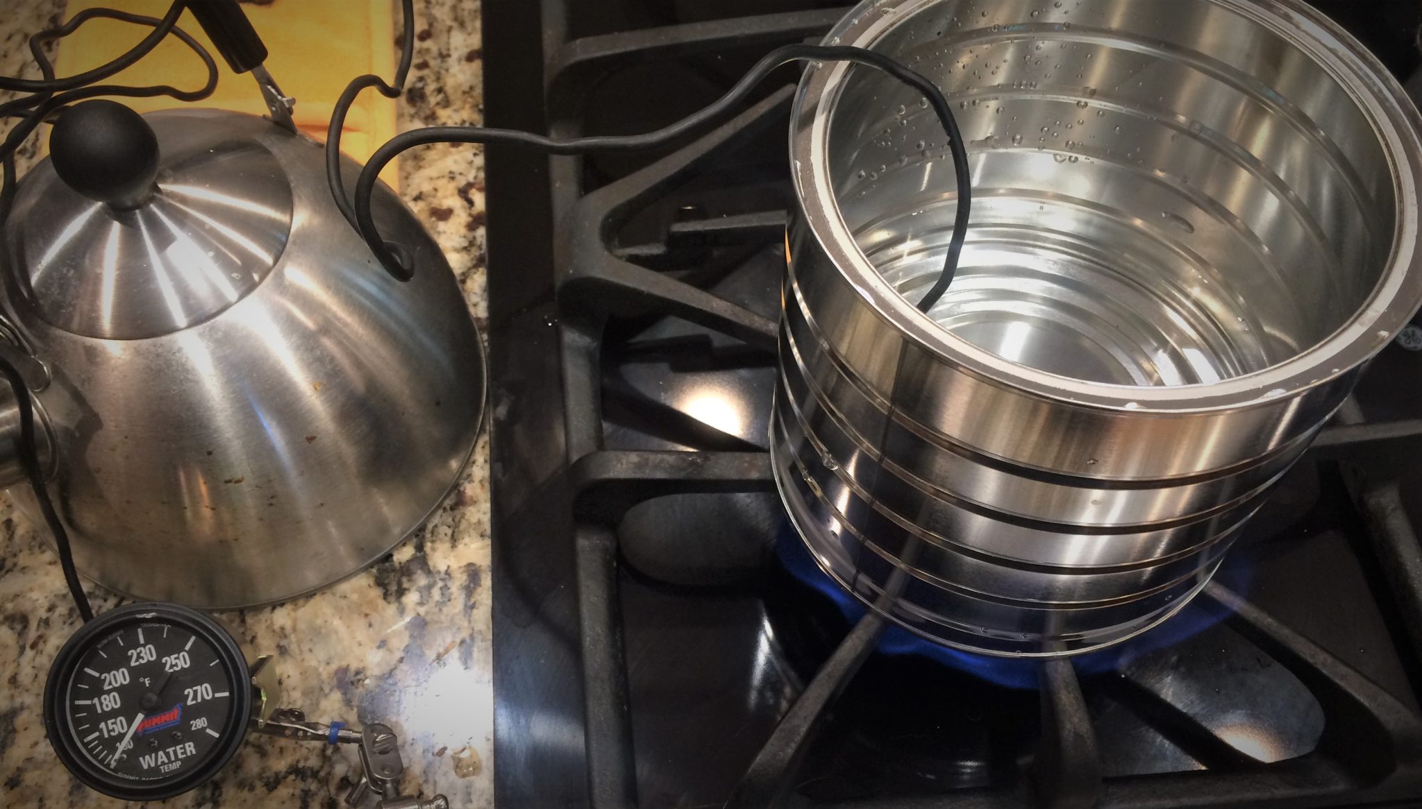 What's the Difference Between a Mechanical & Electrical Temperature