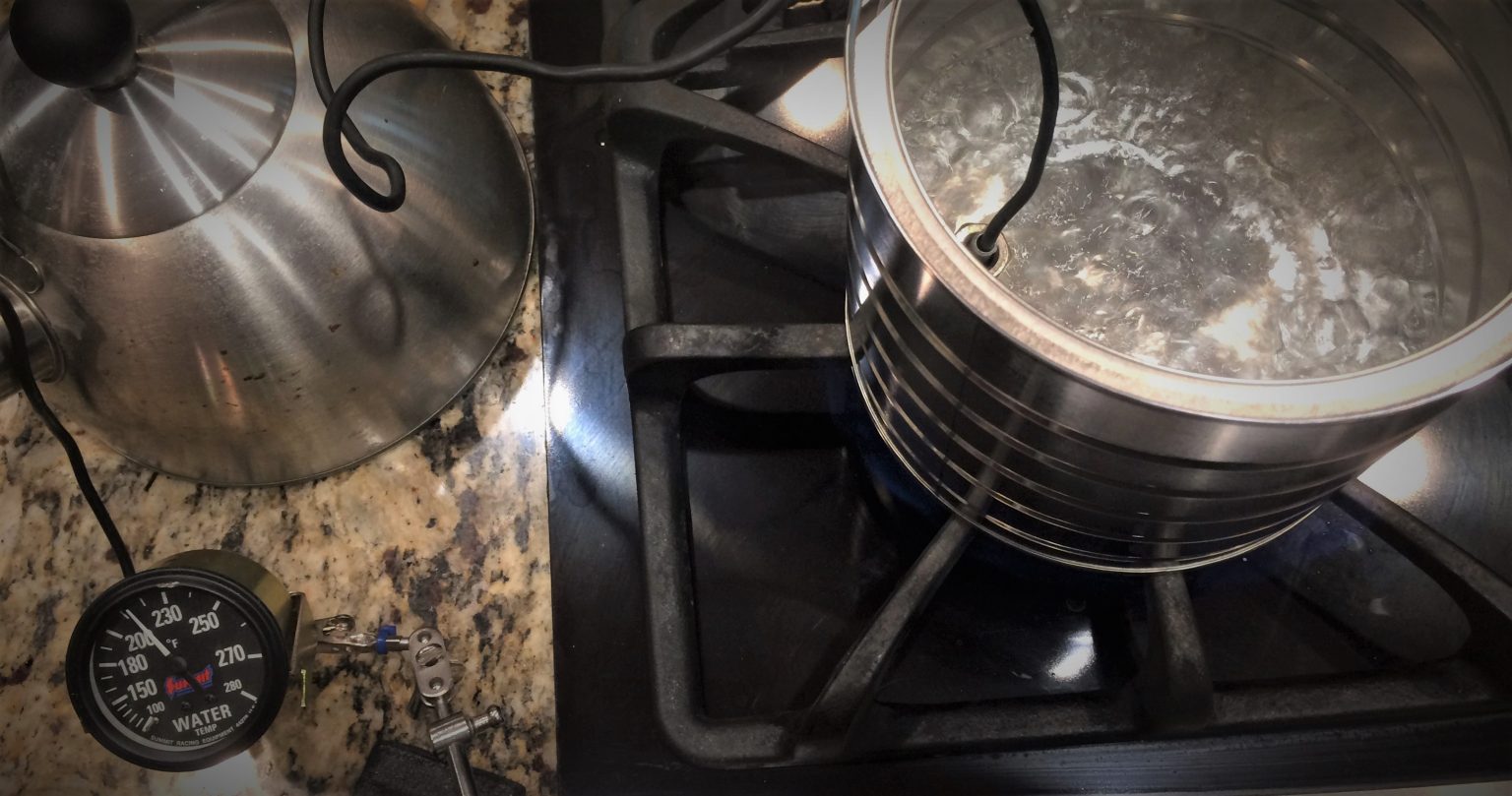 What's the Difference Between a Mechanical & Electrical Temperature