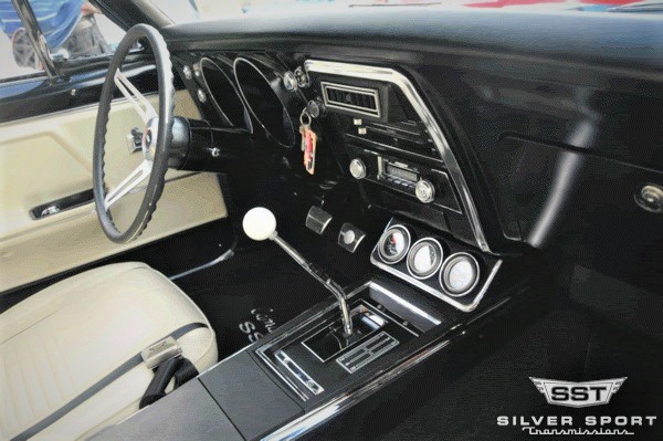1967 Chevy Camaro Console with a Silver Sport Tremec TKX manual transmission Installed