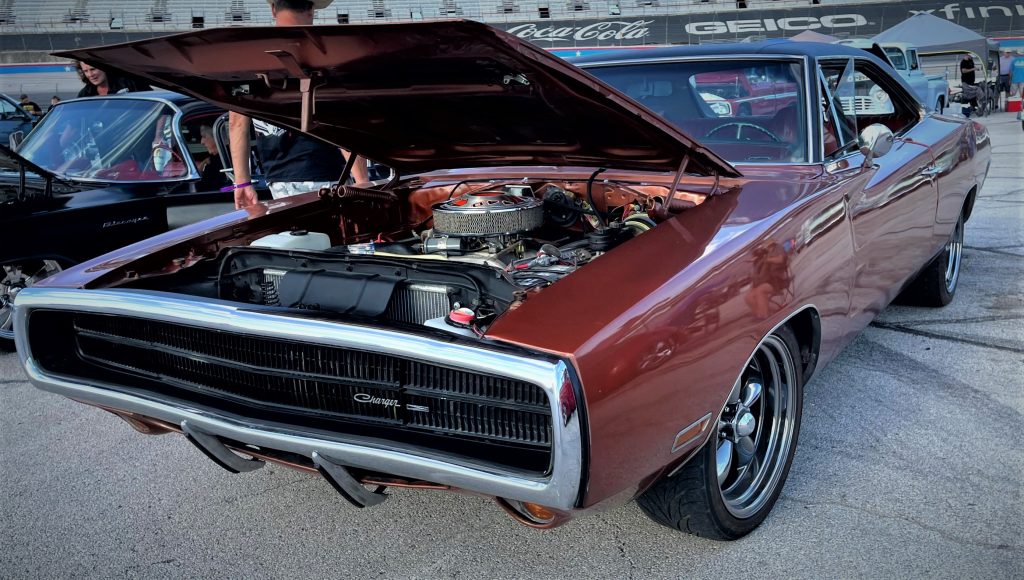 1970 dodge charger 440 red