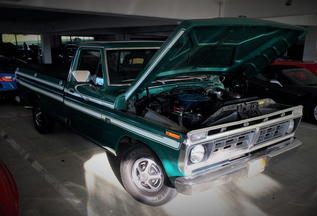 1976 ford f100 with 390 fe