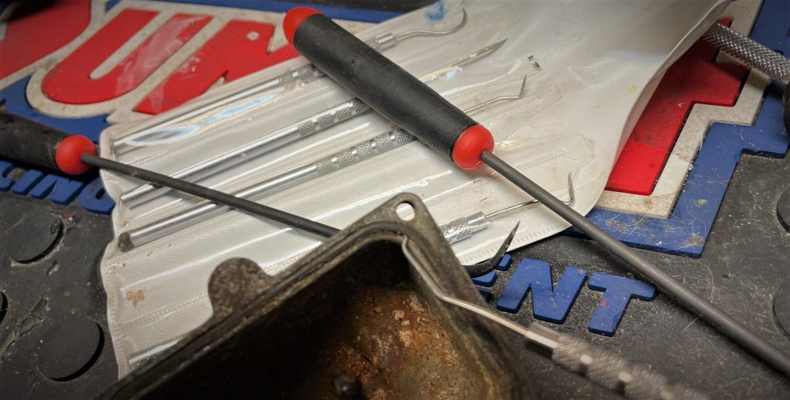 10 Motorcycle Carburetor Disassembly & Rebuild Tips