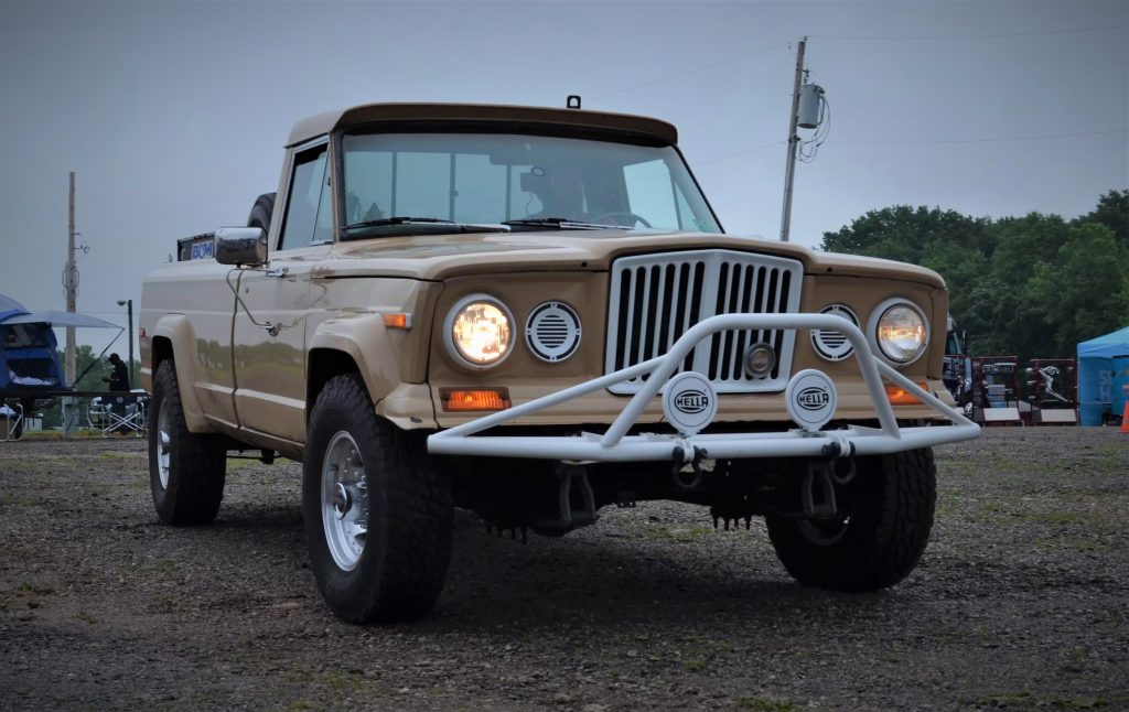 vintage jeep gladiator full size pickup truck