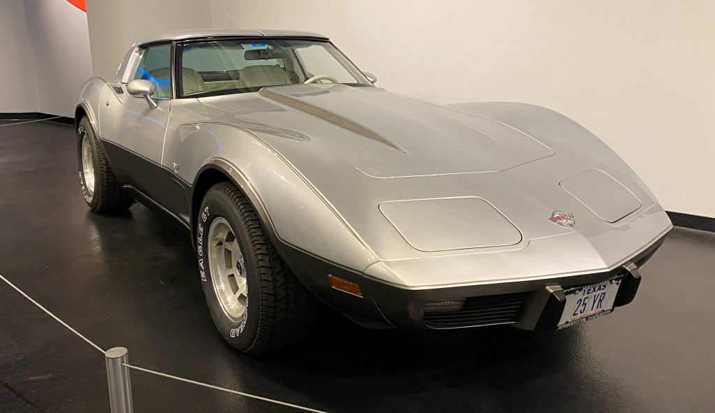 1978 25th year anniversary edition chevy corvette silver and black