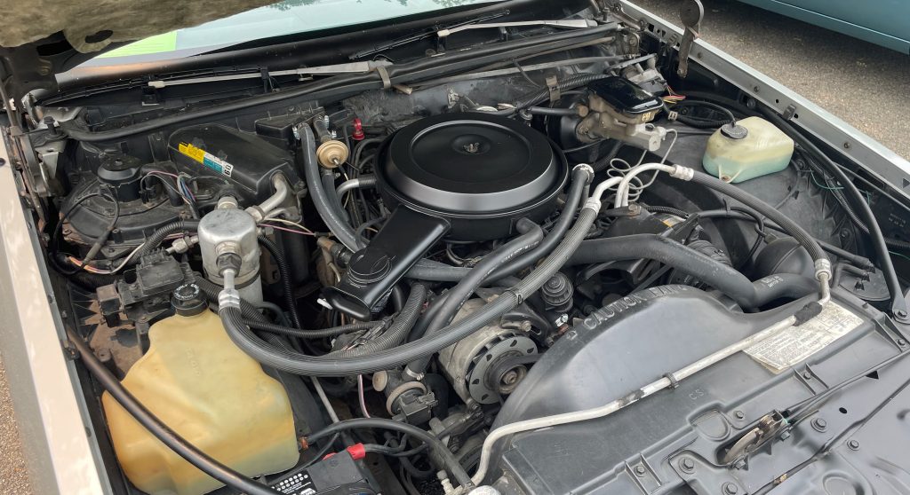 chevy 305 5.0 liter v8 engine in a 1986 pontiac 2+2