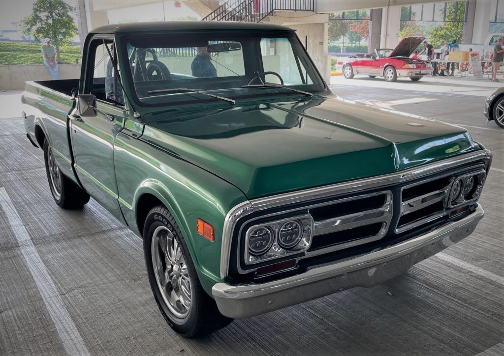 green custom gmc Squarebody pickup truck