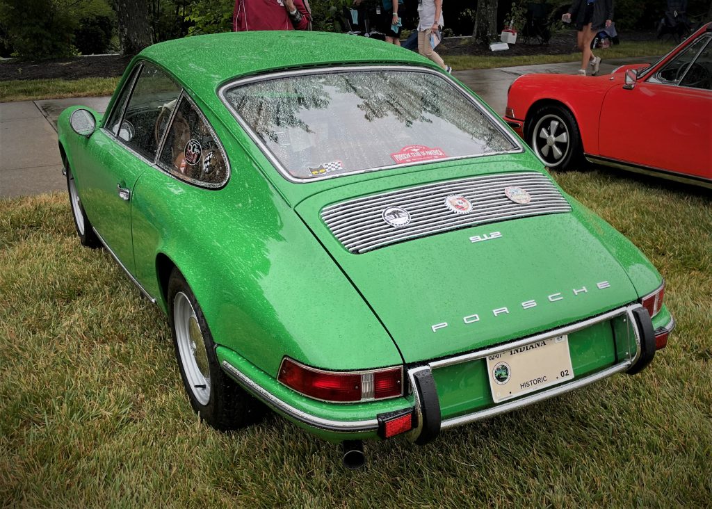 rear view of a green porsche 912
