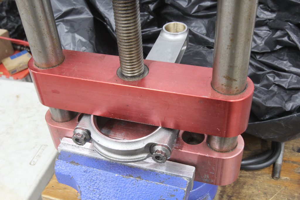 using a shop press vise on a connecting rod
