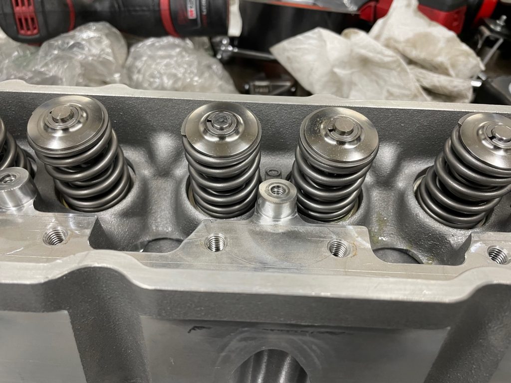 valve springs in an ls cylinder head