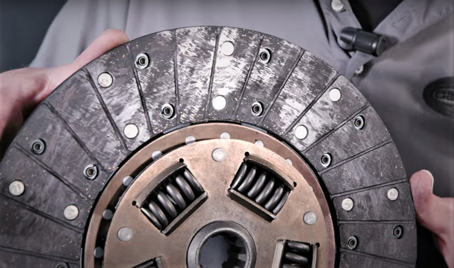 Video How to Properly BedIn the Clutch in Your Car or Truck