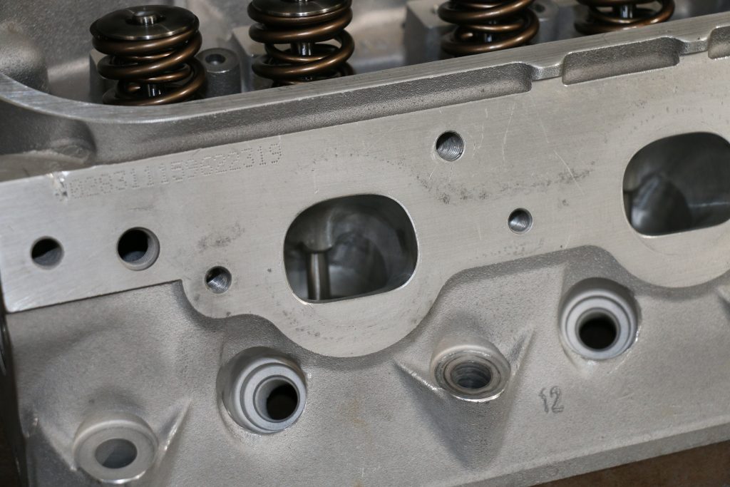 exhaust ports on an ls engine cylinder head