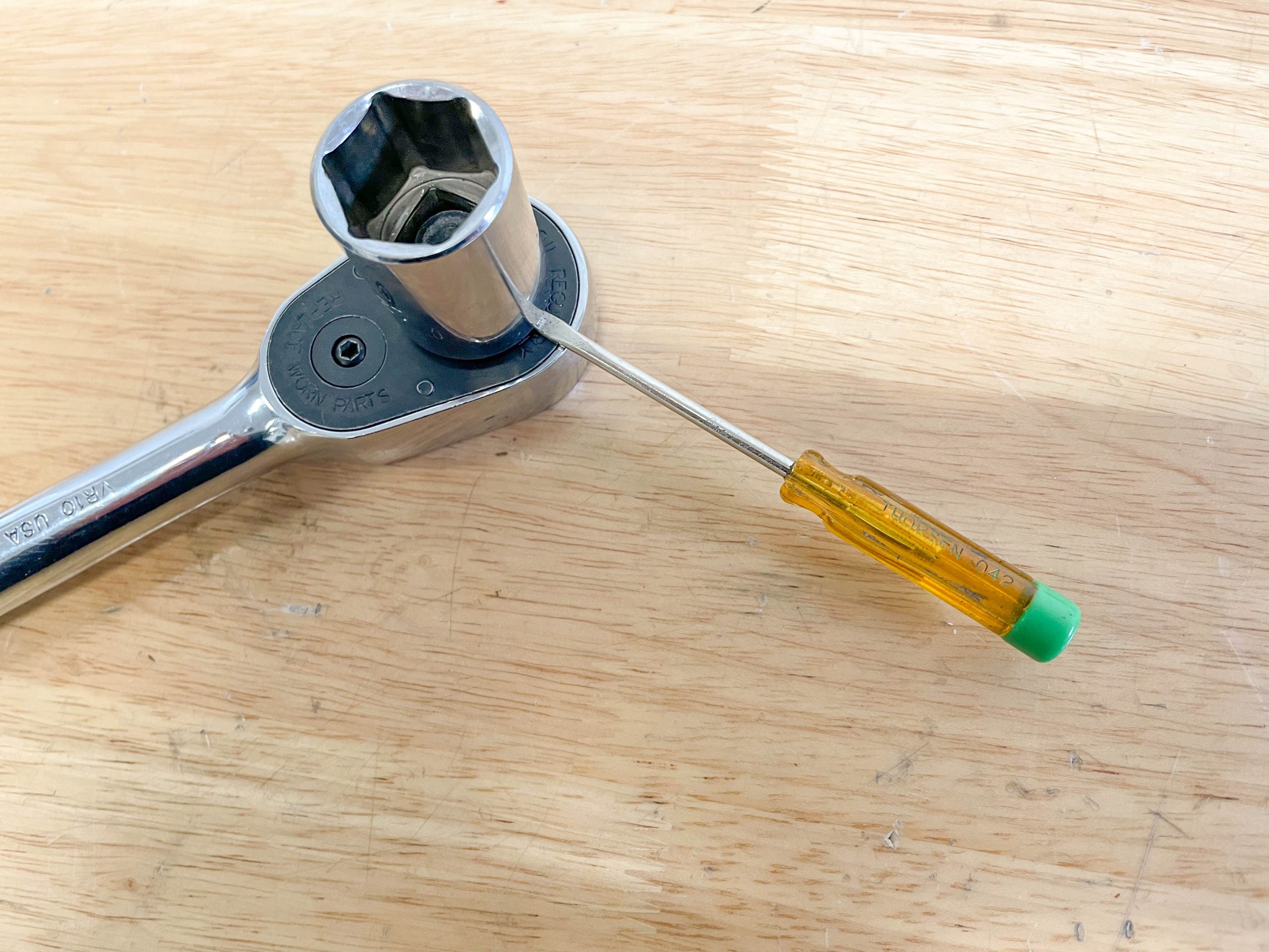 RightyTighty, LeftyLoosey A Quick Guide to Ratchets