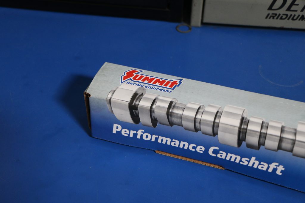 summit racing camshaft box on table