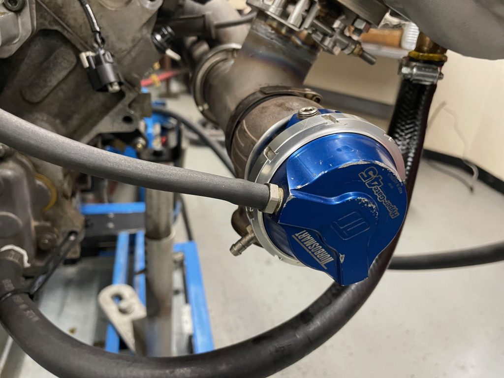 close up of turbosmart hypergate wastegate