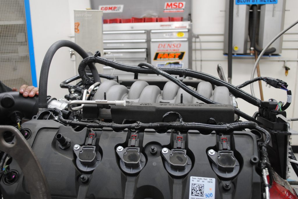 profile view of manifold on a coyote V8