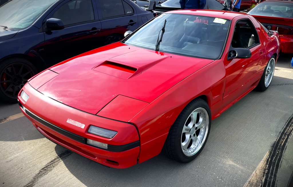 Red Mazda RX-7, First gen