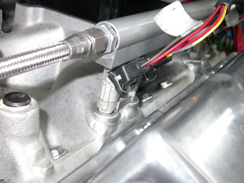 connectors on a fuel injector