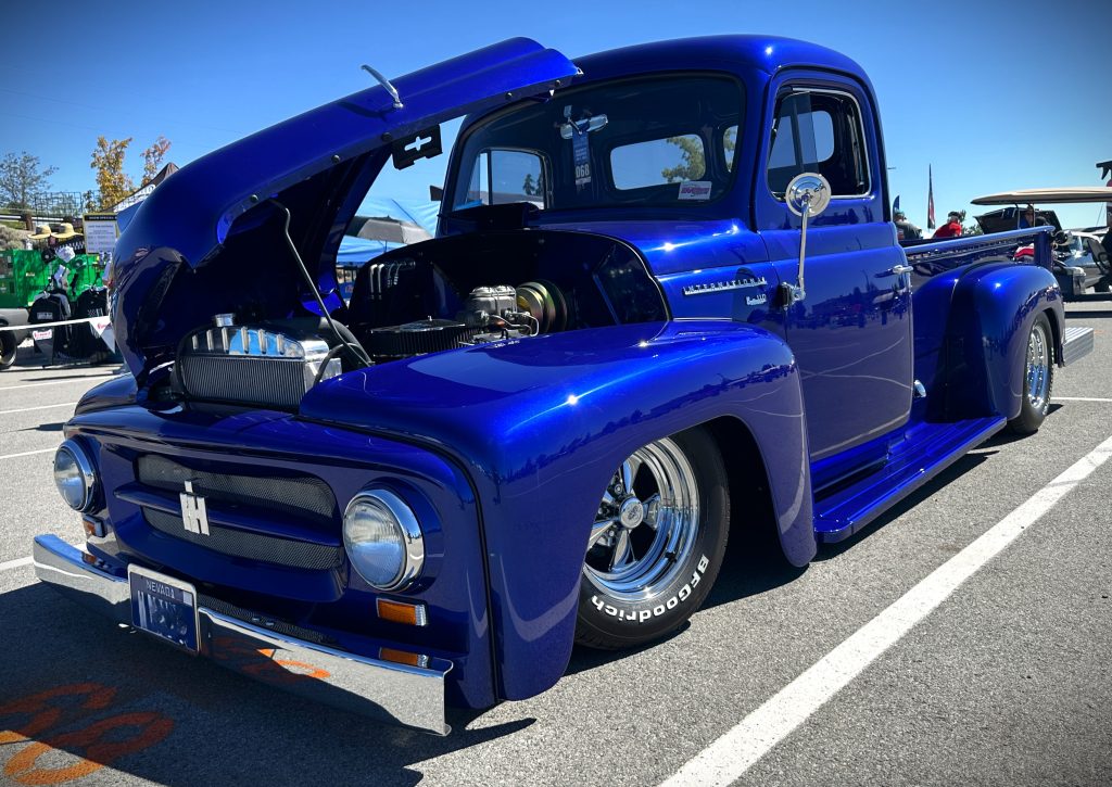 1953 International R-110 Custom Truck
