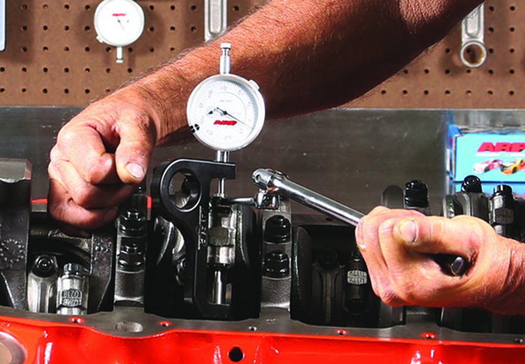 using a stretch gauge on connecting rod bolts