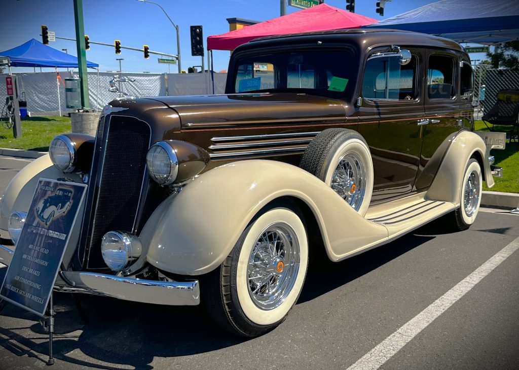 1934 Buick Custom