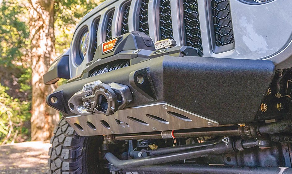 close up of a winch on a jeep bumper