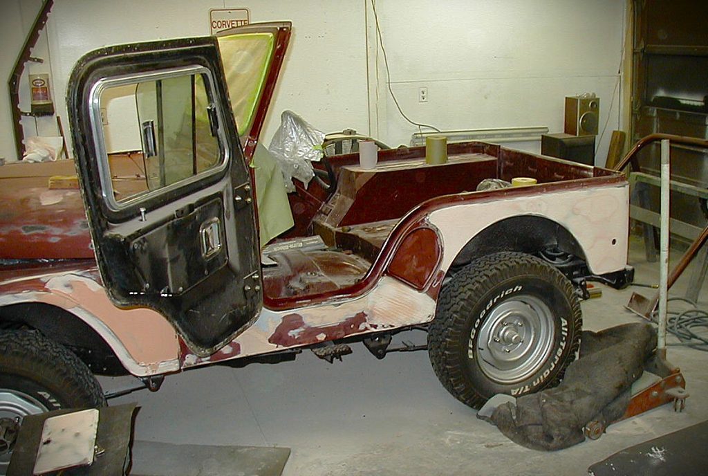 Jeep CJ5 Body in primer and filler