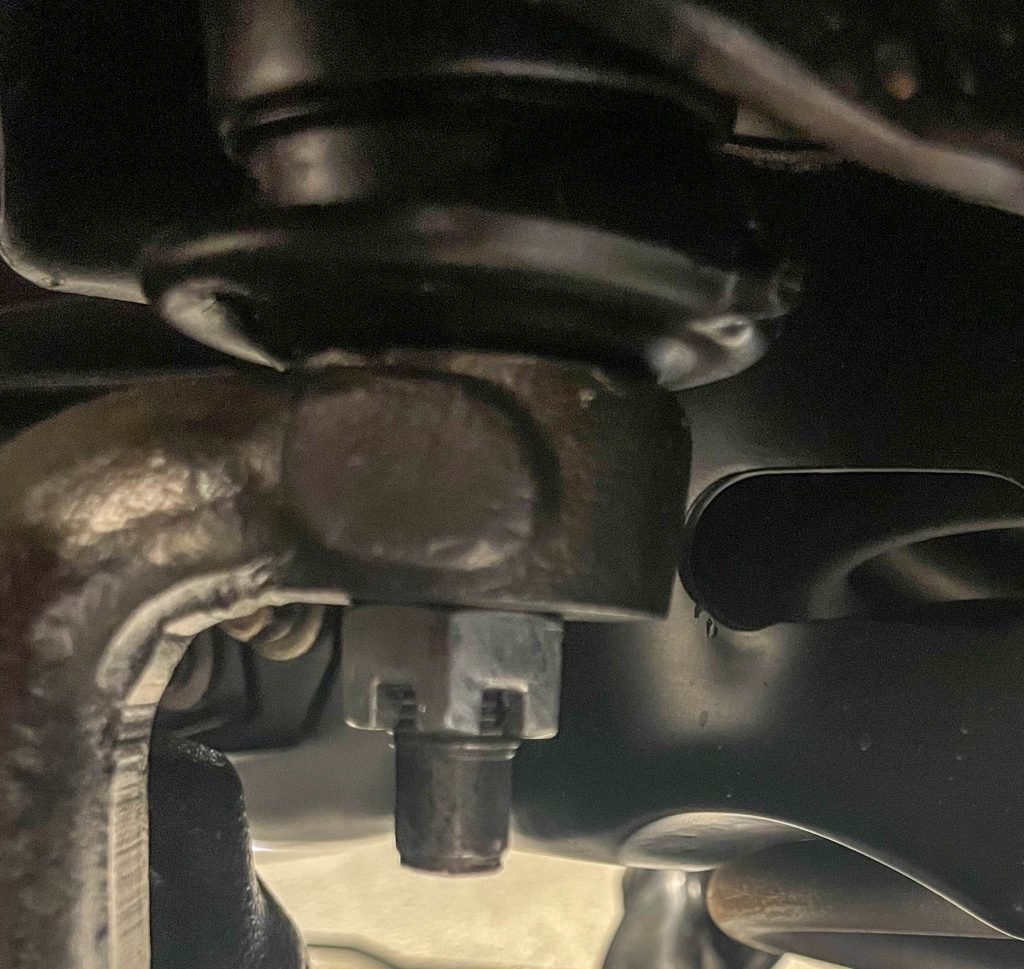 Separating ball joint with a hammer