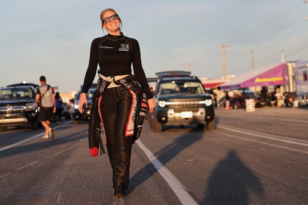 ida zetterstrom walking down staging lanes