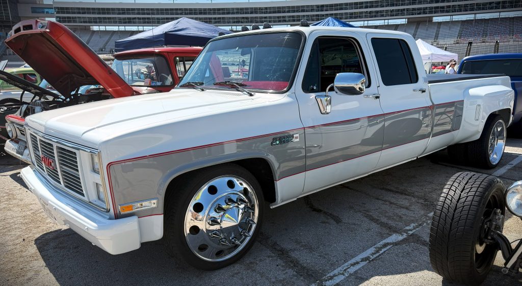 gmc sierra classic dually