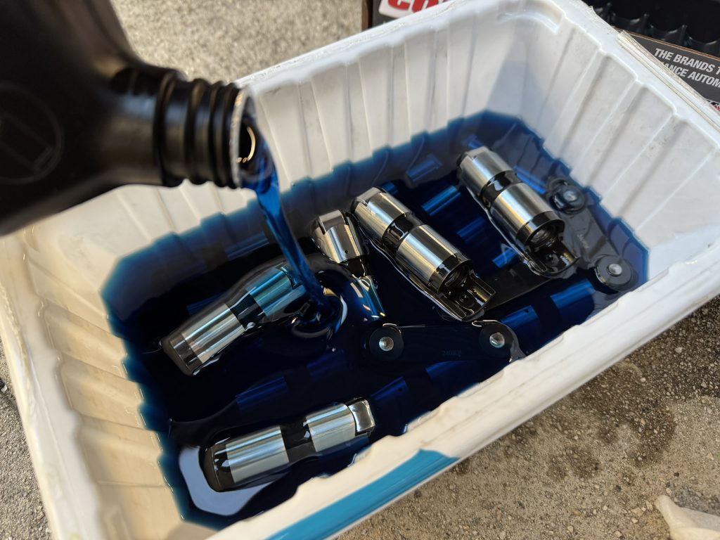 lifters soaking in oil bath