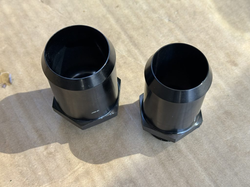coolant plumbing bung fittings for automotive