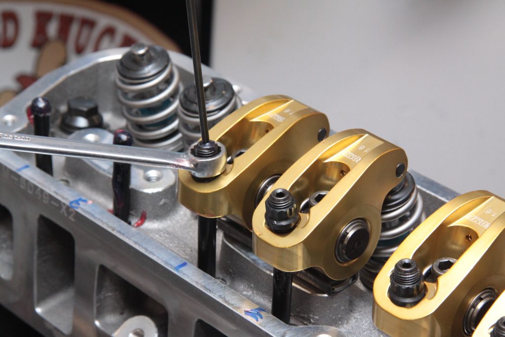 COMP Cams Ultra Gold ARC roller rocker arms for small block Ford